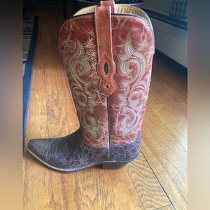Old West cowboy boots - brown with burnt orange